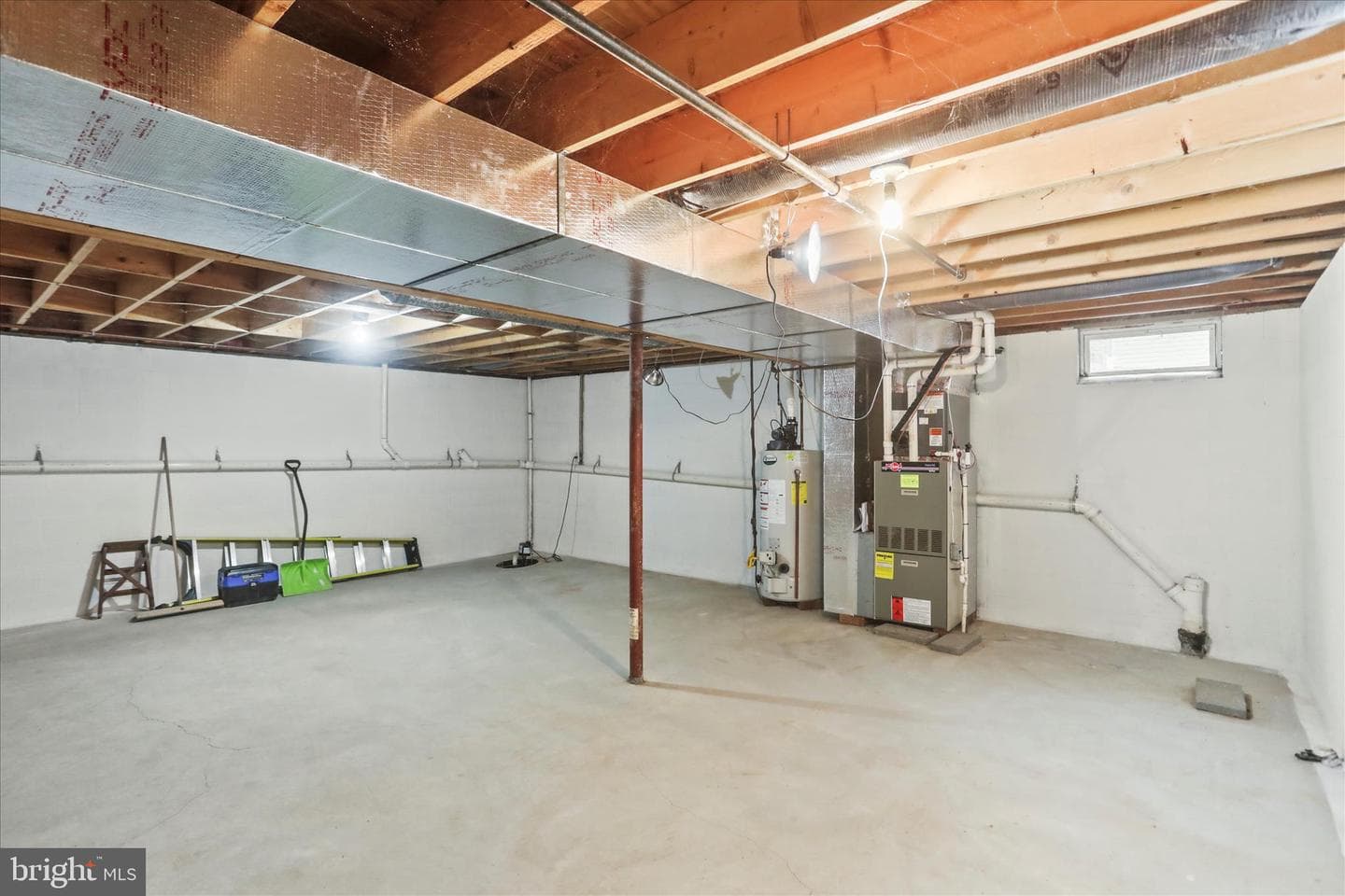 8 Magnolia Lane photo 28