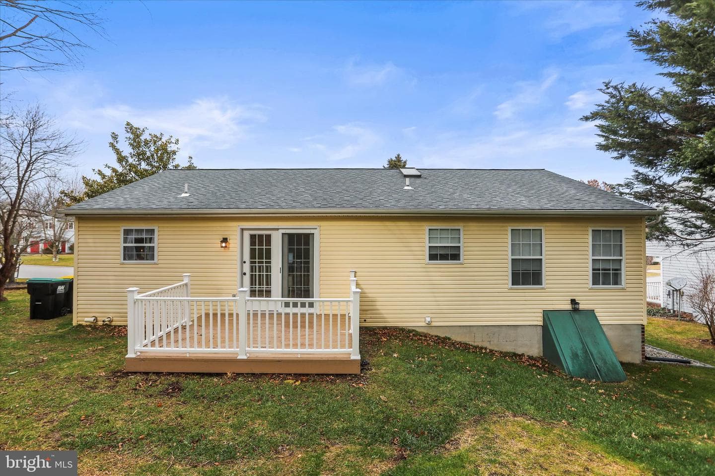 8 Magnolia Lane photo 33