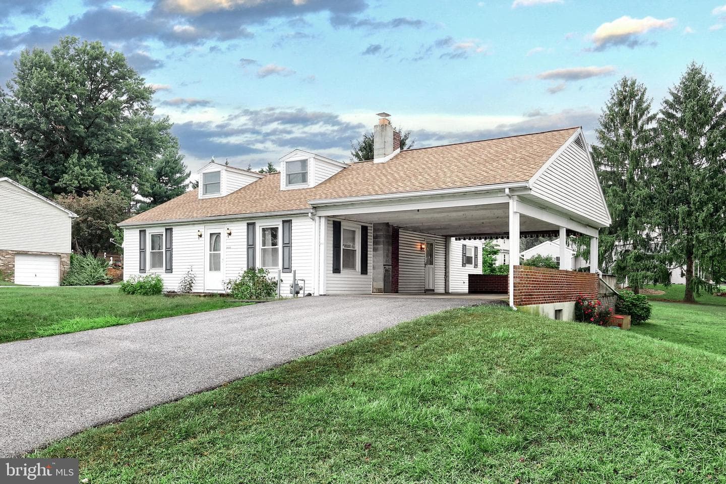 2981 Sunset Drive photo 4