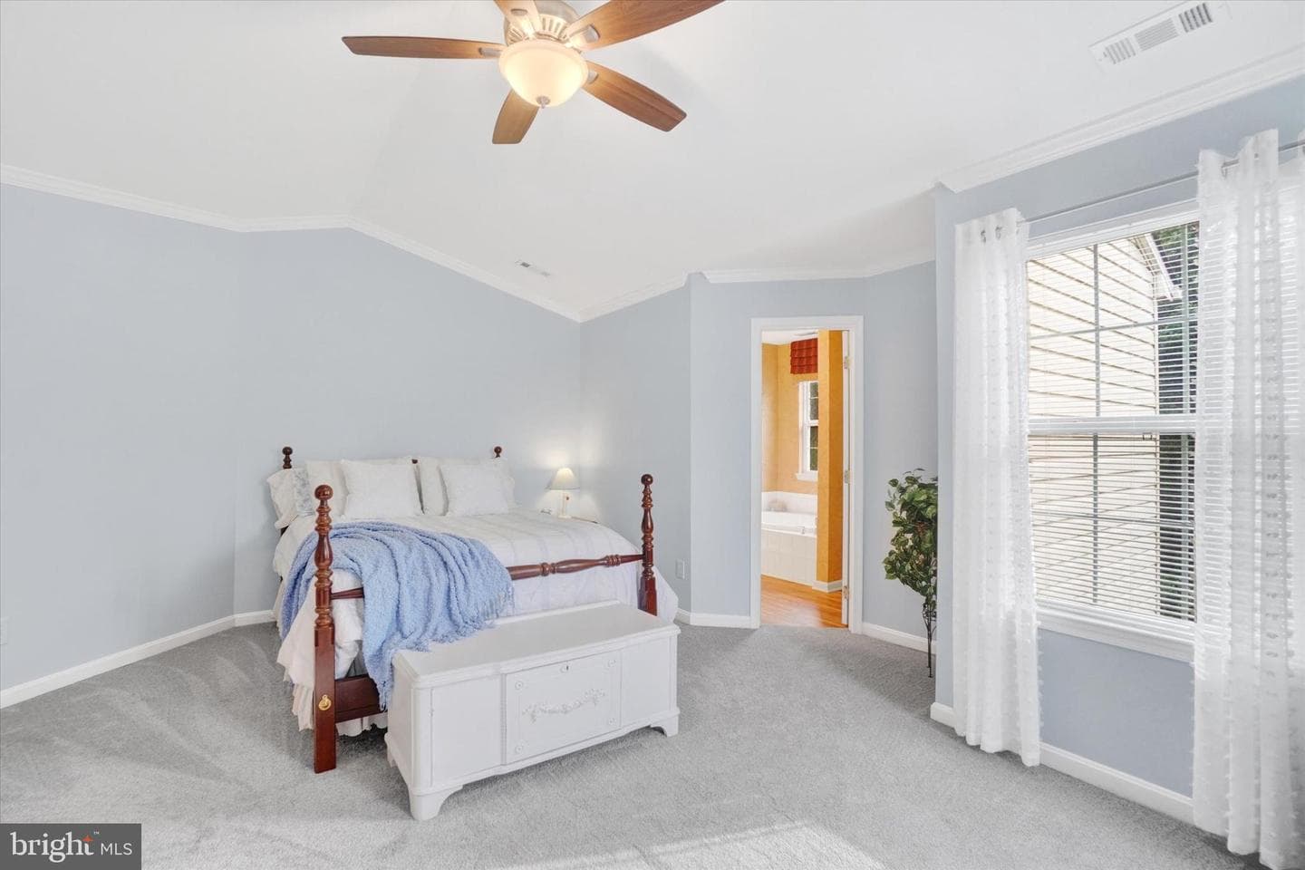 396 Bruaw Drive photo 14