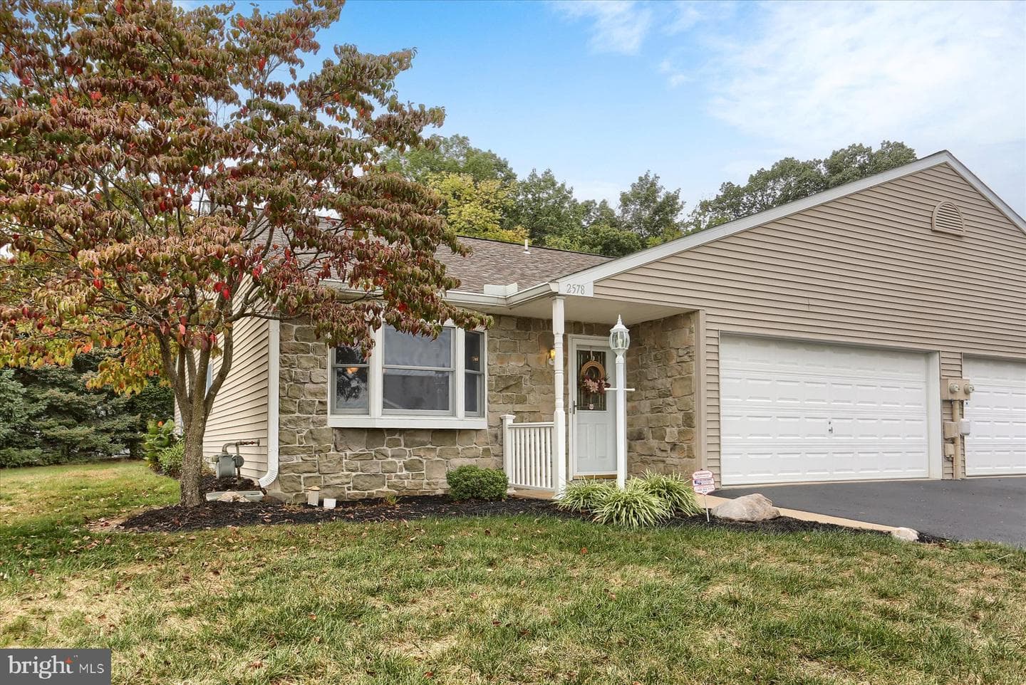 2578 Shagbark Court photo 4