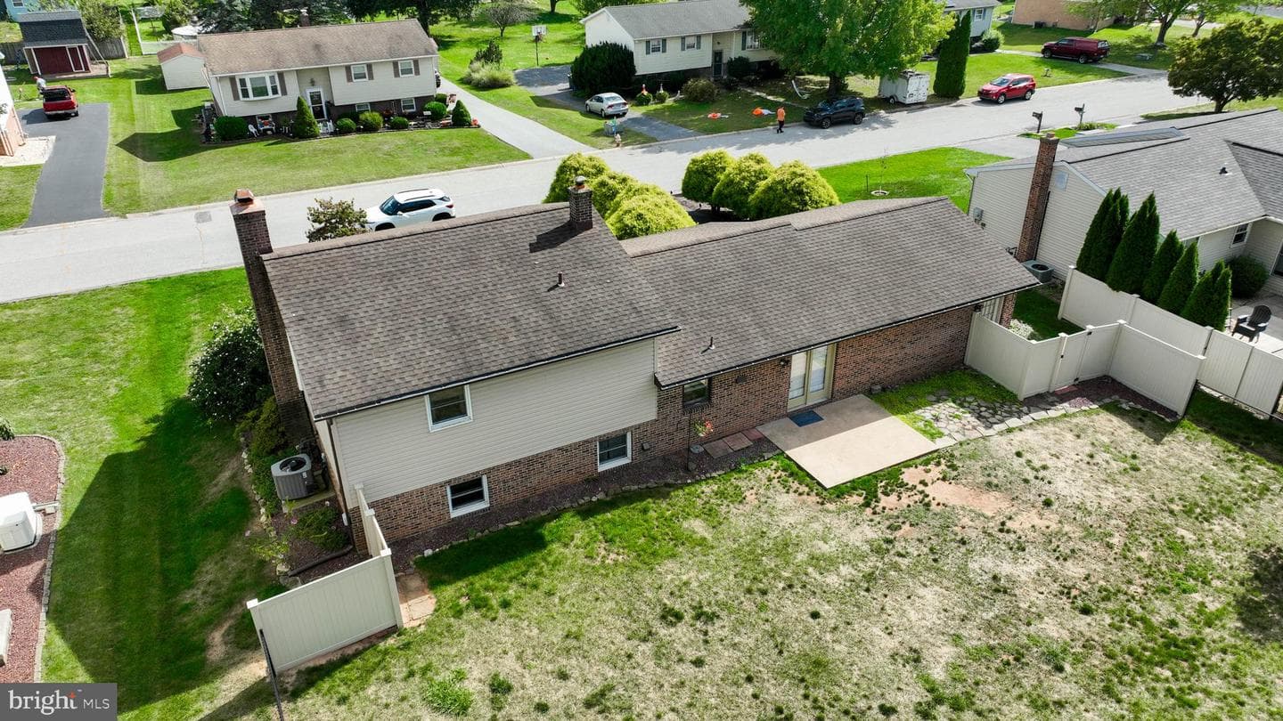 2761 Danielle Drive photo 28