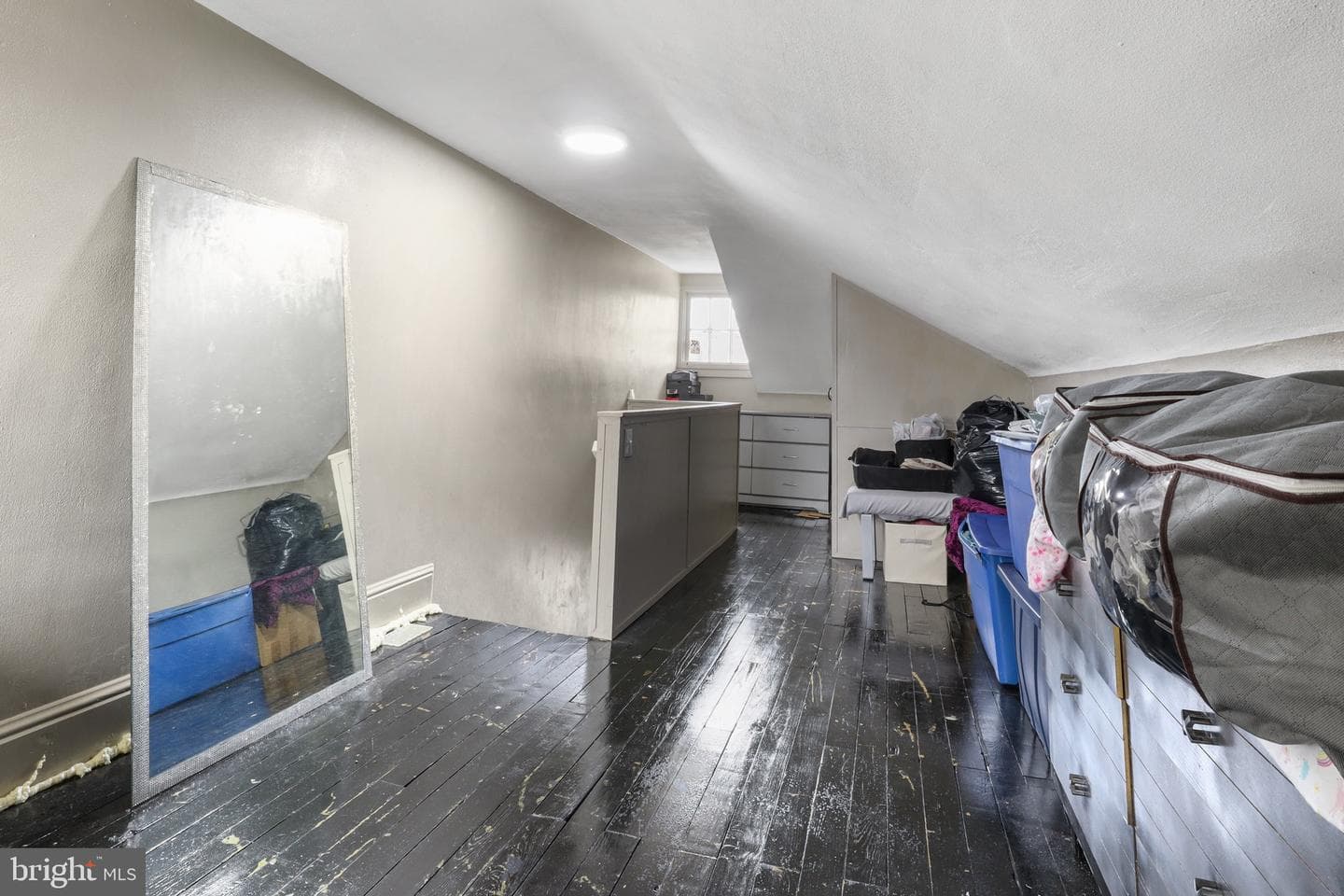 1250 W King Street photo 18