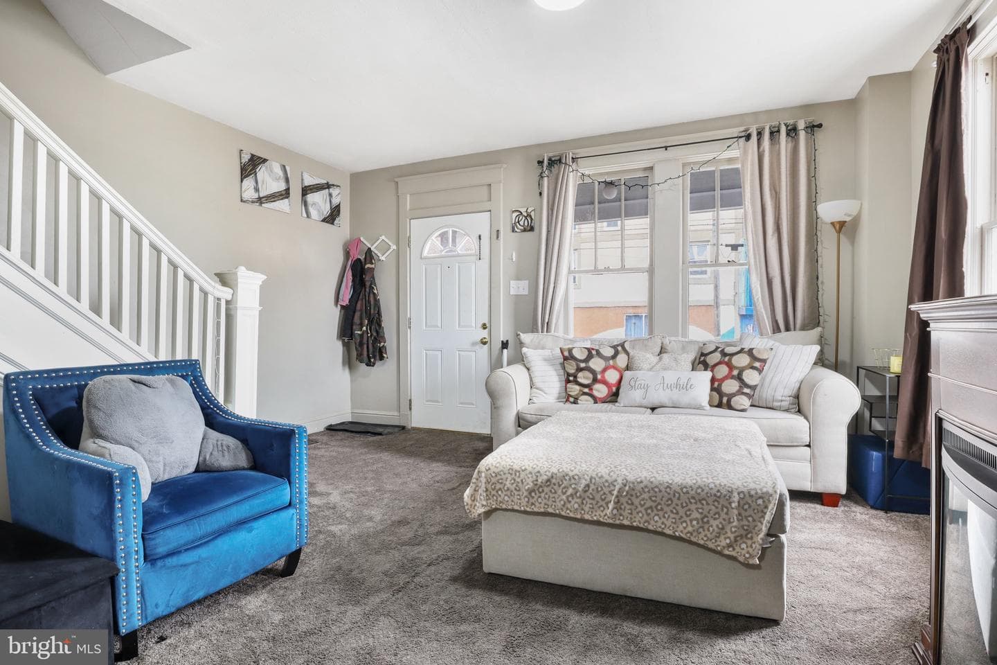 1250 W King Street photo 5