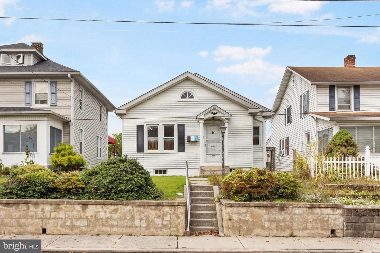 324 E Pleasant Street photo 1
