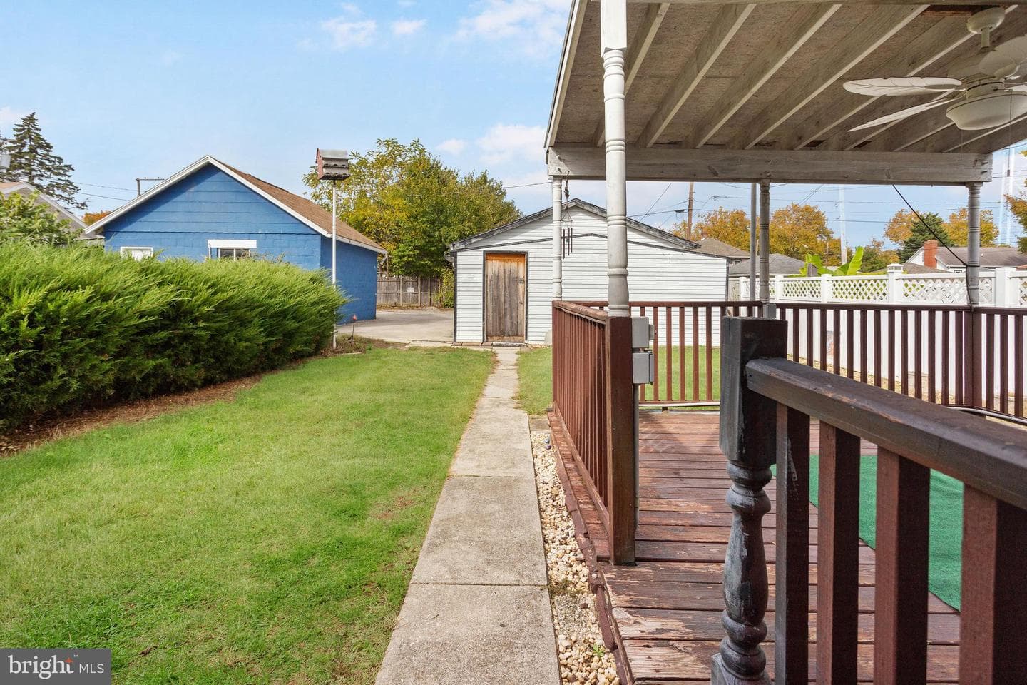 324 E Pleasant Street photo 14