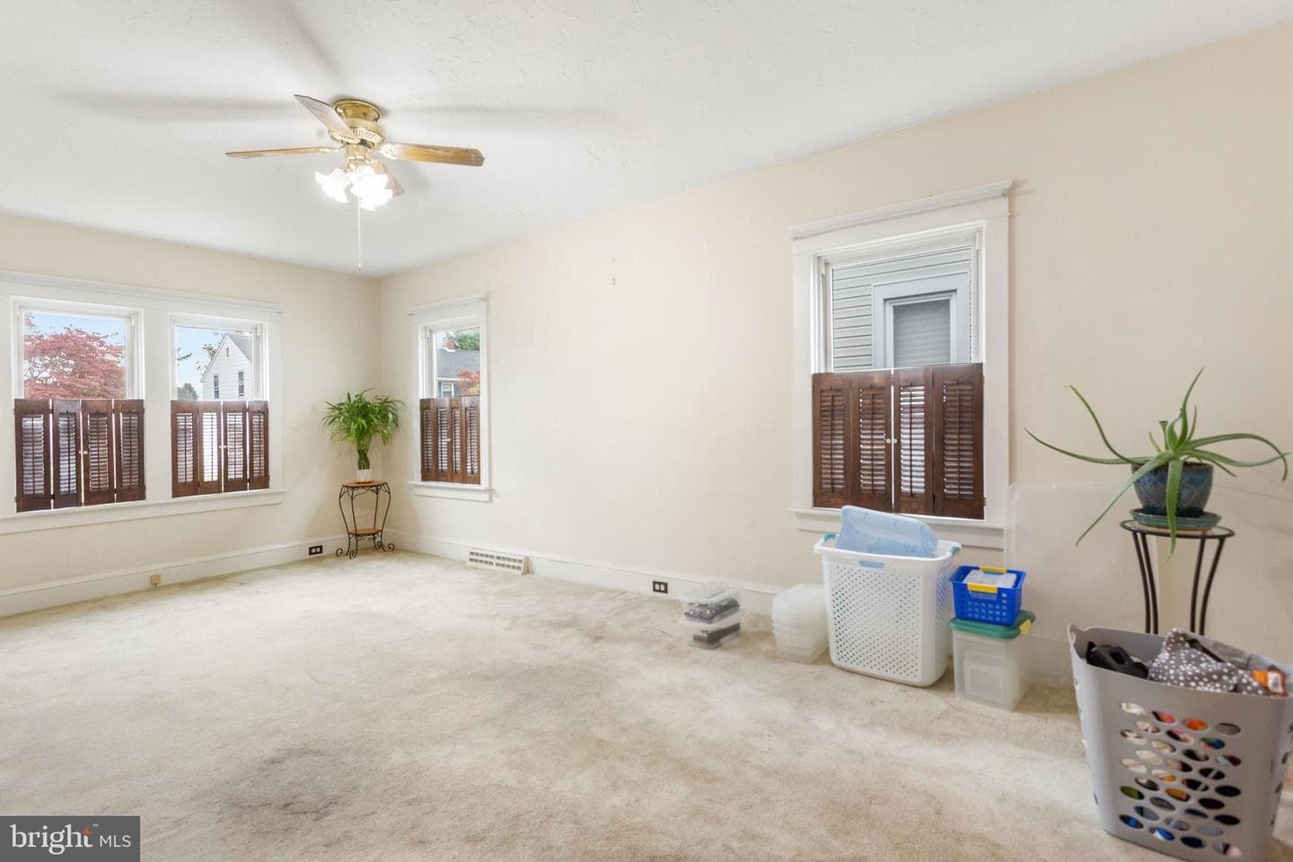 324 E Pleasant Street photo 6