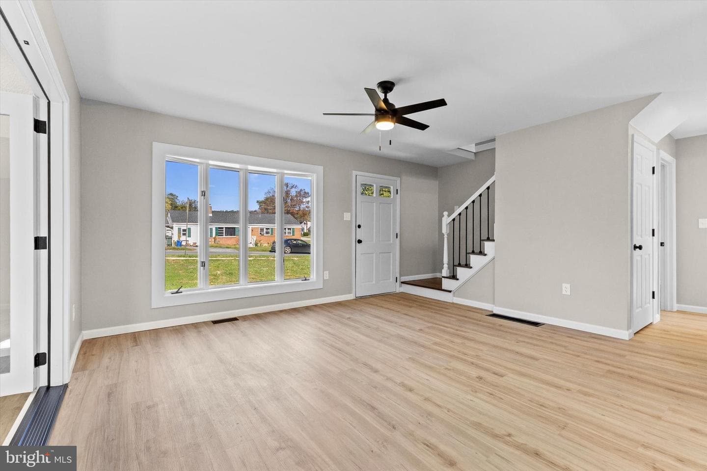 3738 Stuart Drive photo 8