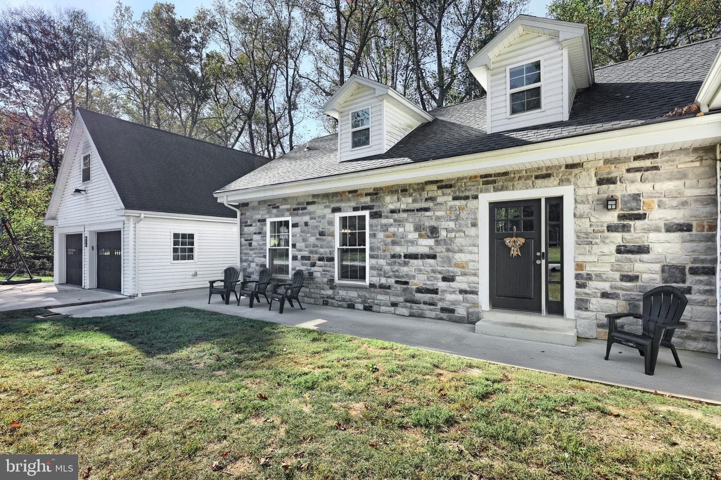 755 River Road photo 16