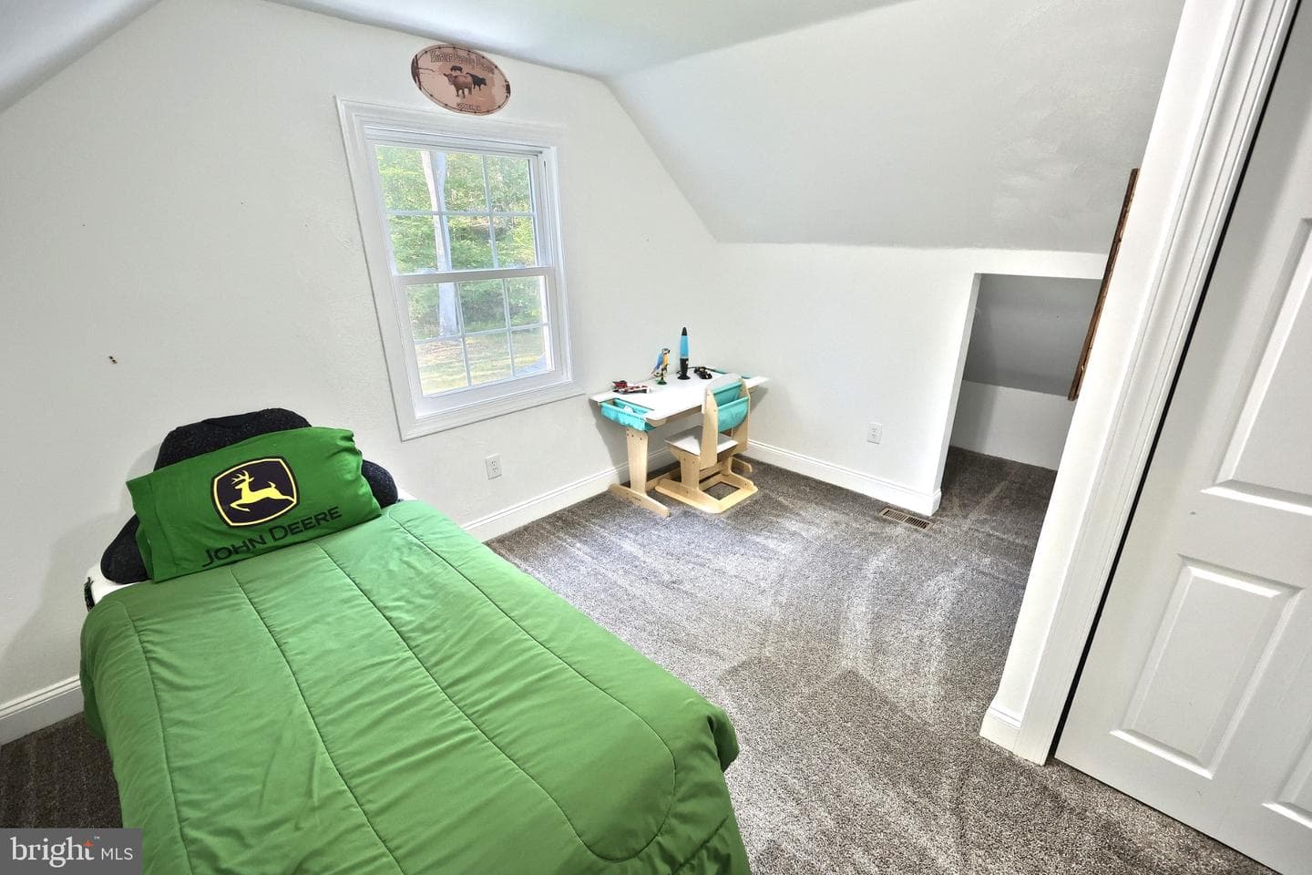755 River Road photo 37