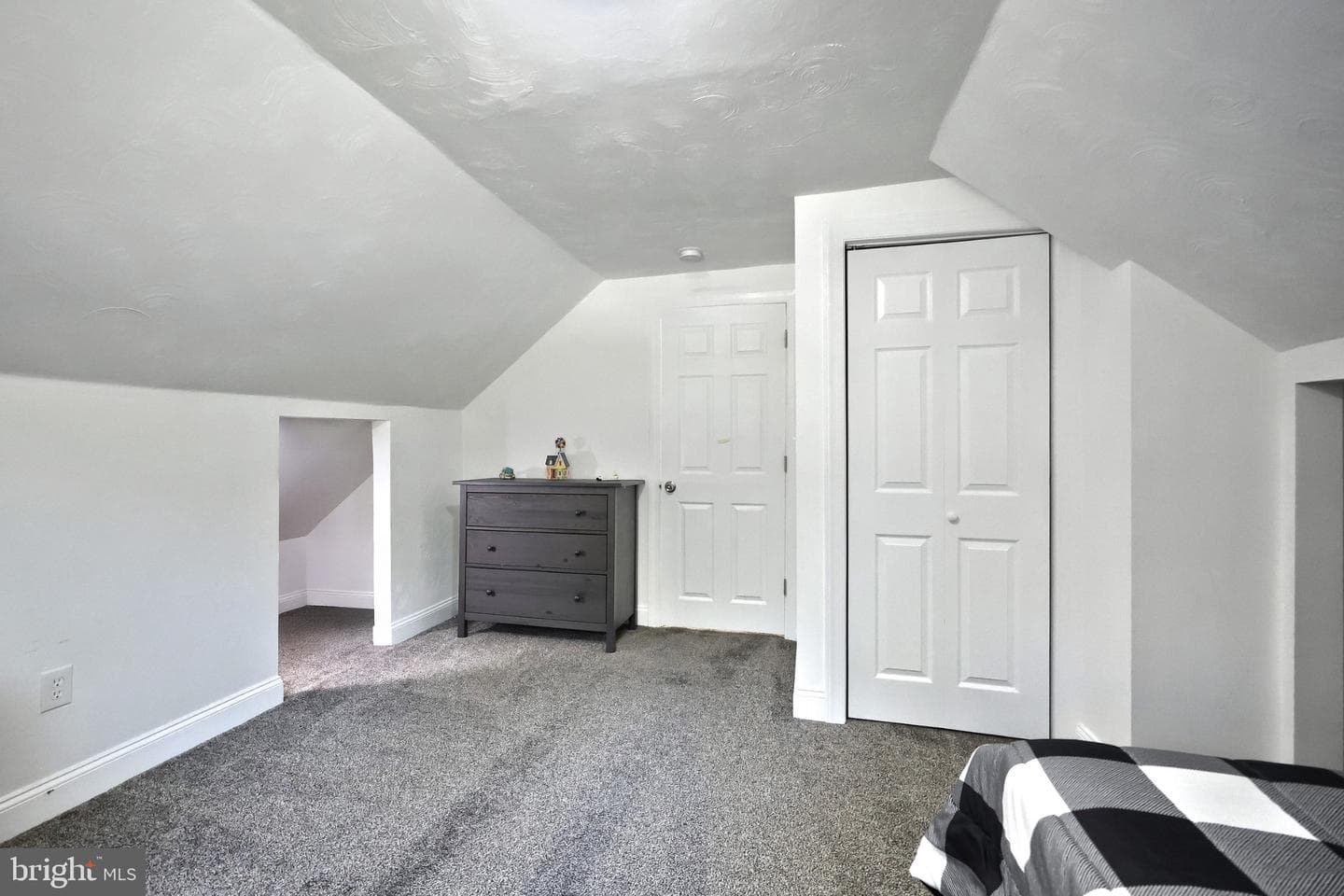 755 River Road photo 39