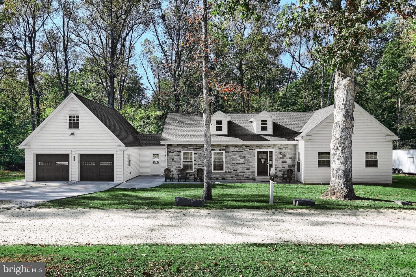 755 River Road photo 4