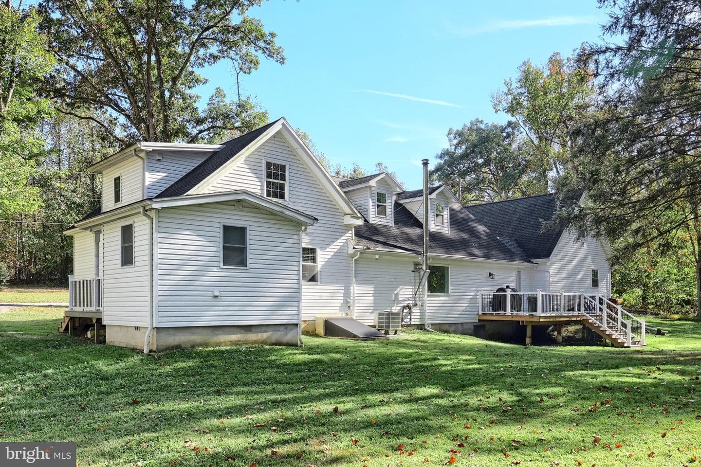 755 River Road photo 6
