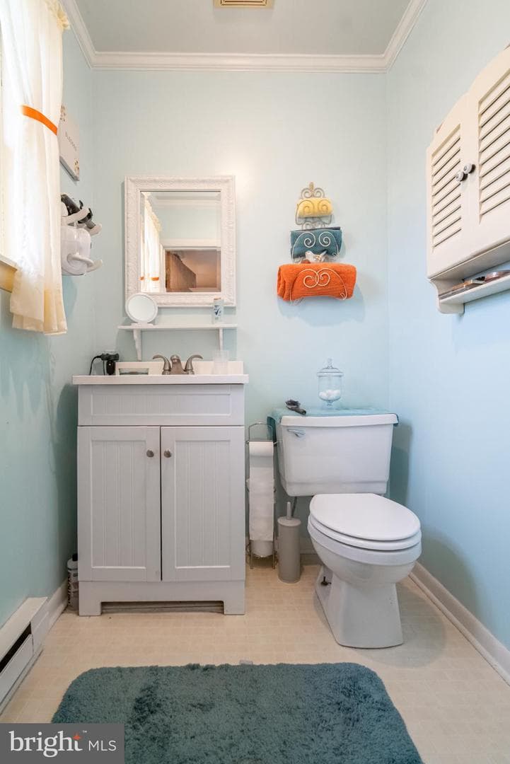 1398 Manor Road photo 17