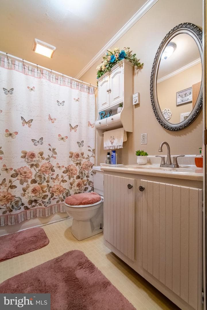 1398 Manor Road photo 20