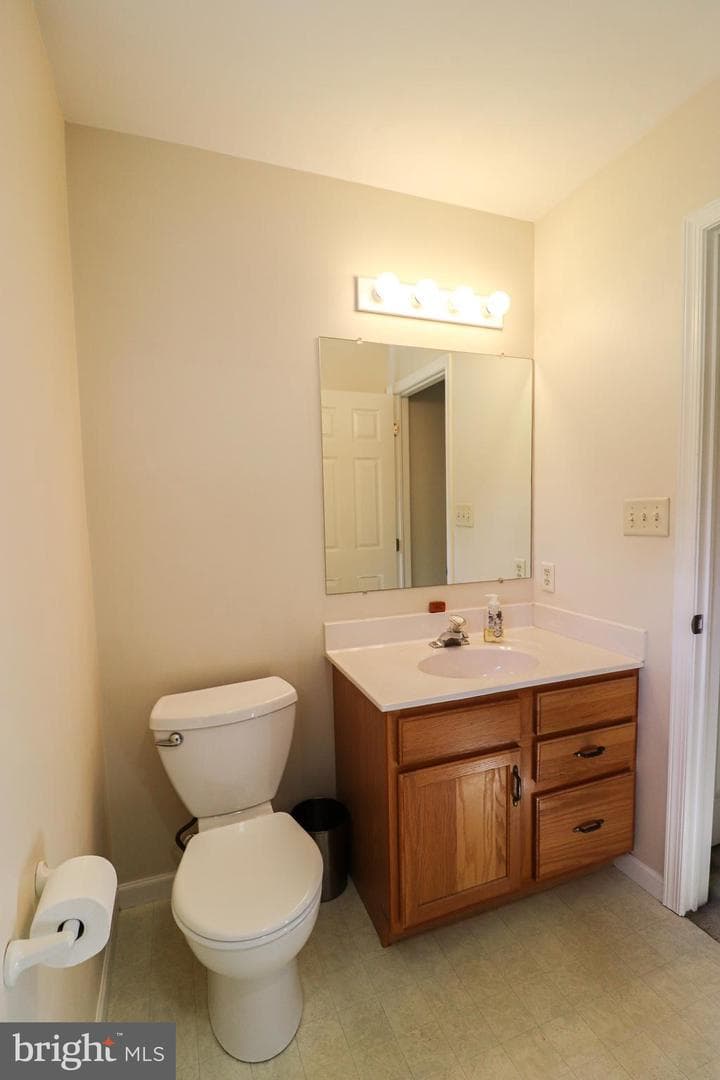 8 Parkview Drive photo 25