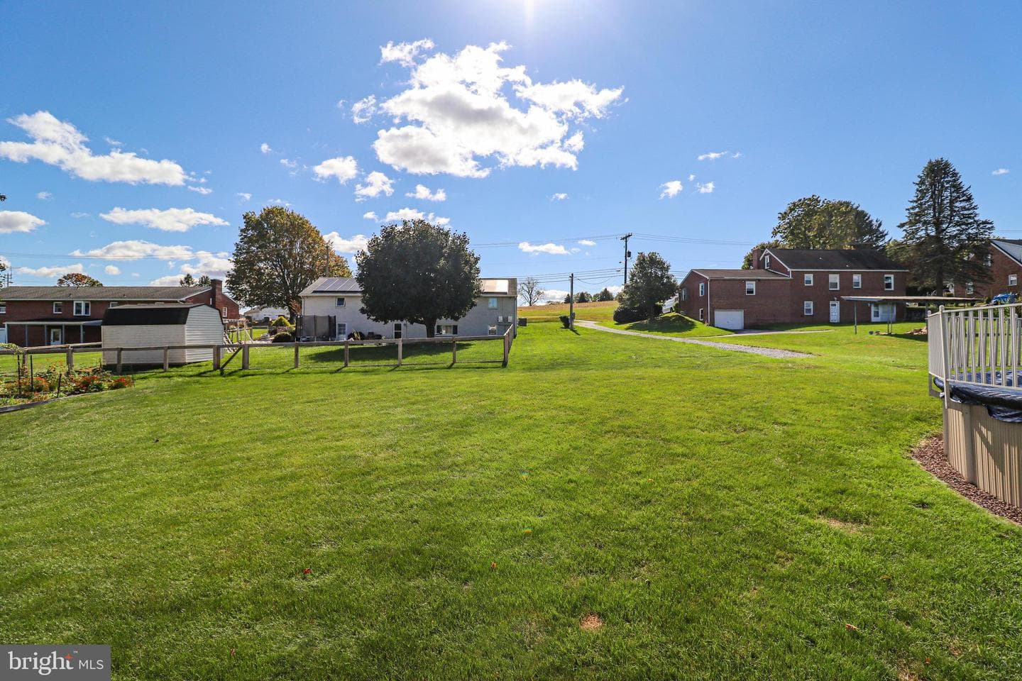 8 Parkview Drive photo 43