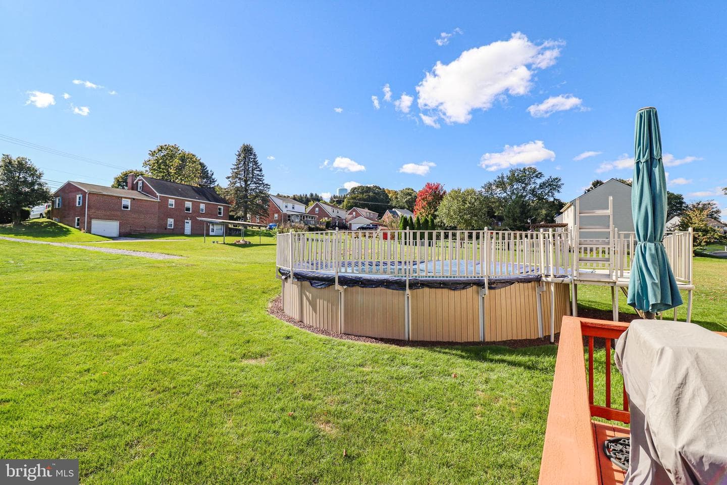8 Parkview Drive photo 44