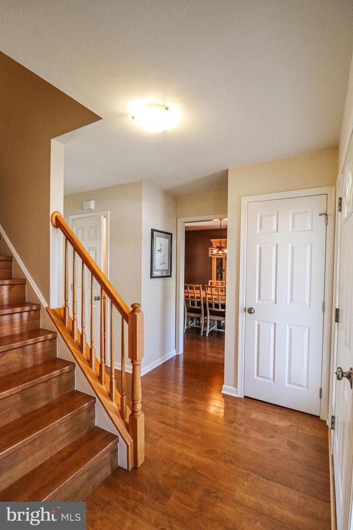 8 Parkview Drive photo 6