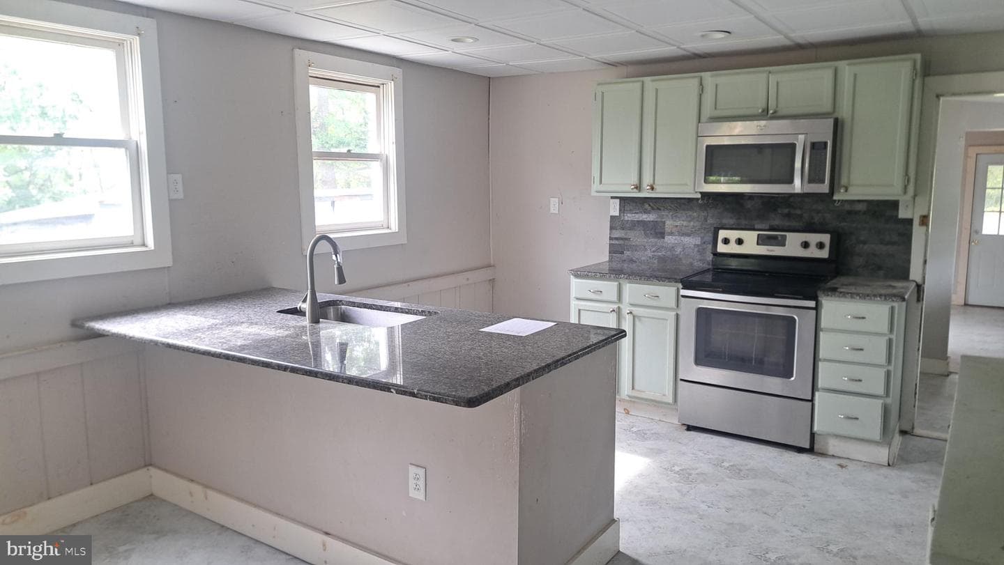 21 N York Road photo 3