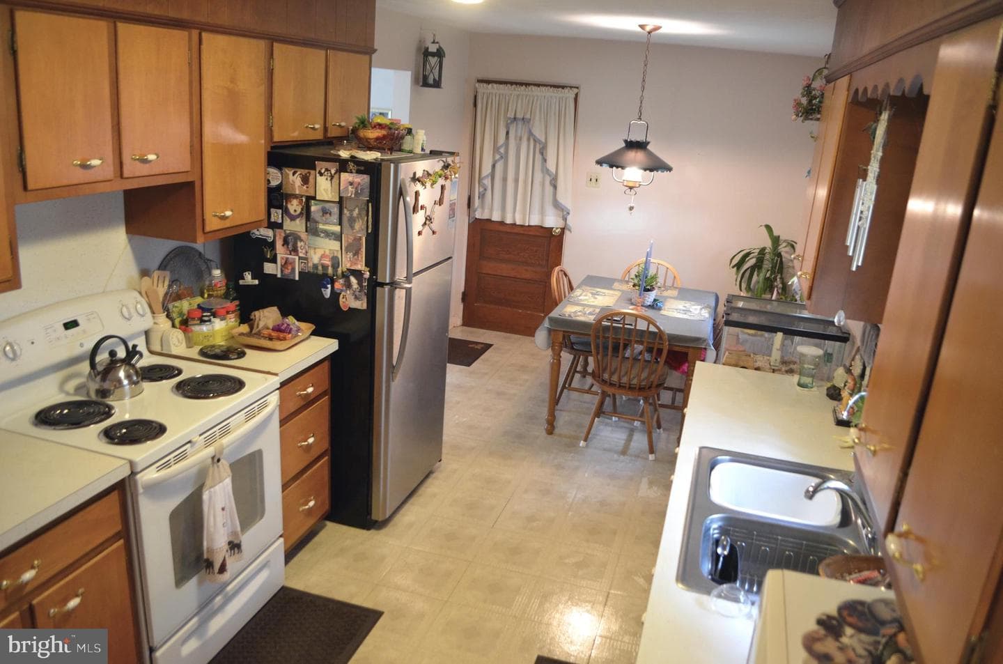 880 Springvale Road photo 20