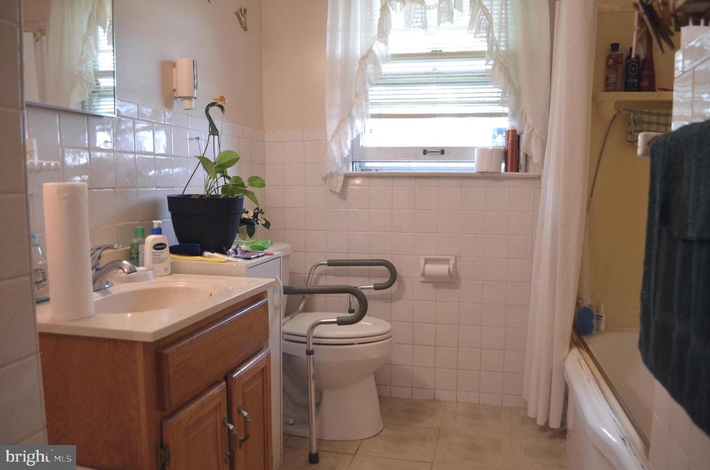 880 Springvale Road photo 29