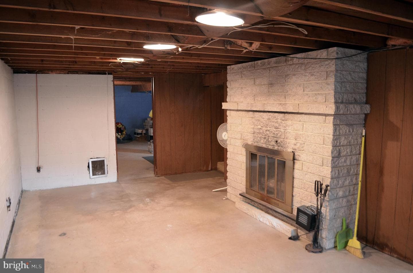 880 Springvale Road photo 30