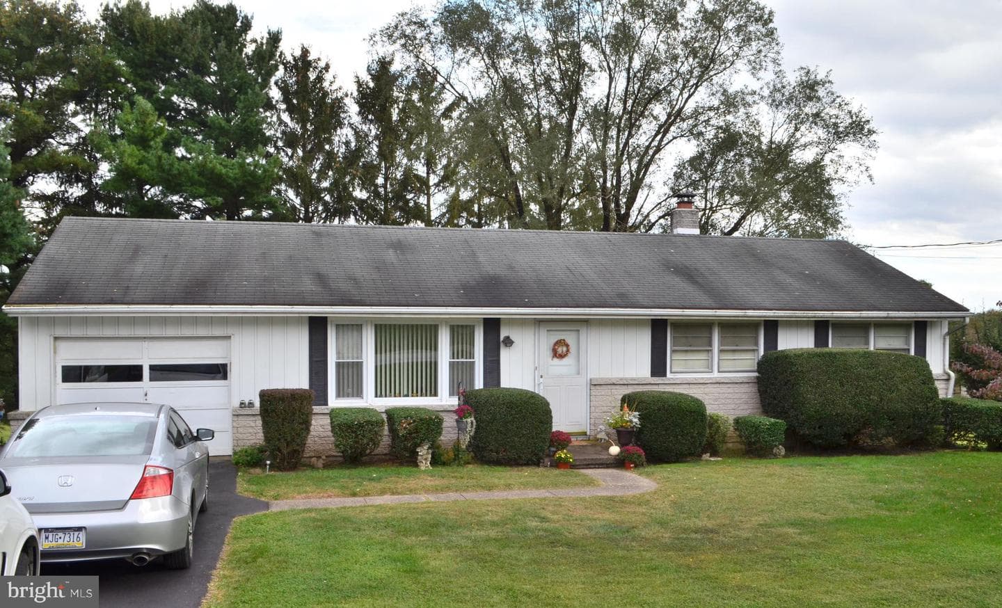 880 Springvale Road photo 5
