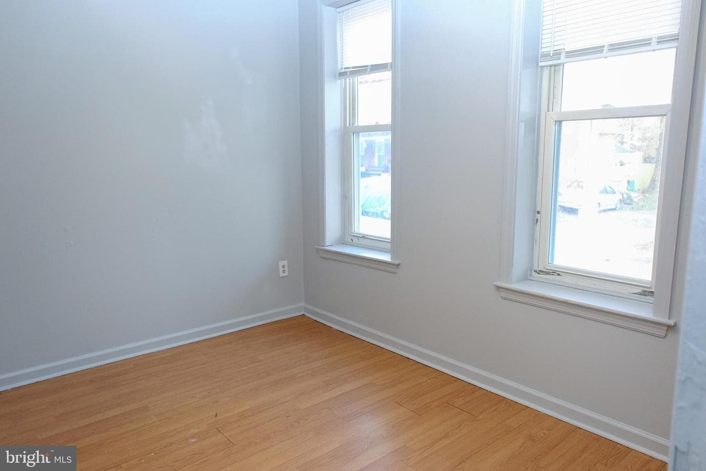 225 W Front Street photo 8