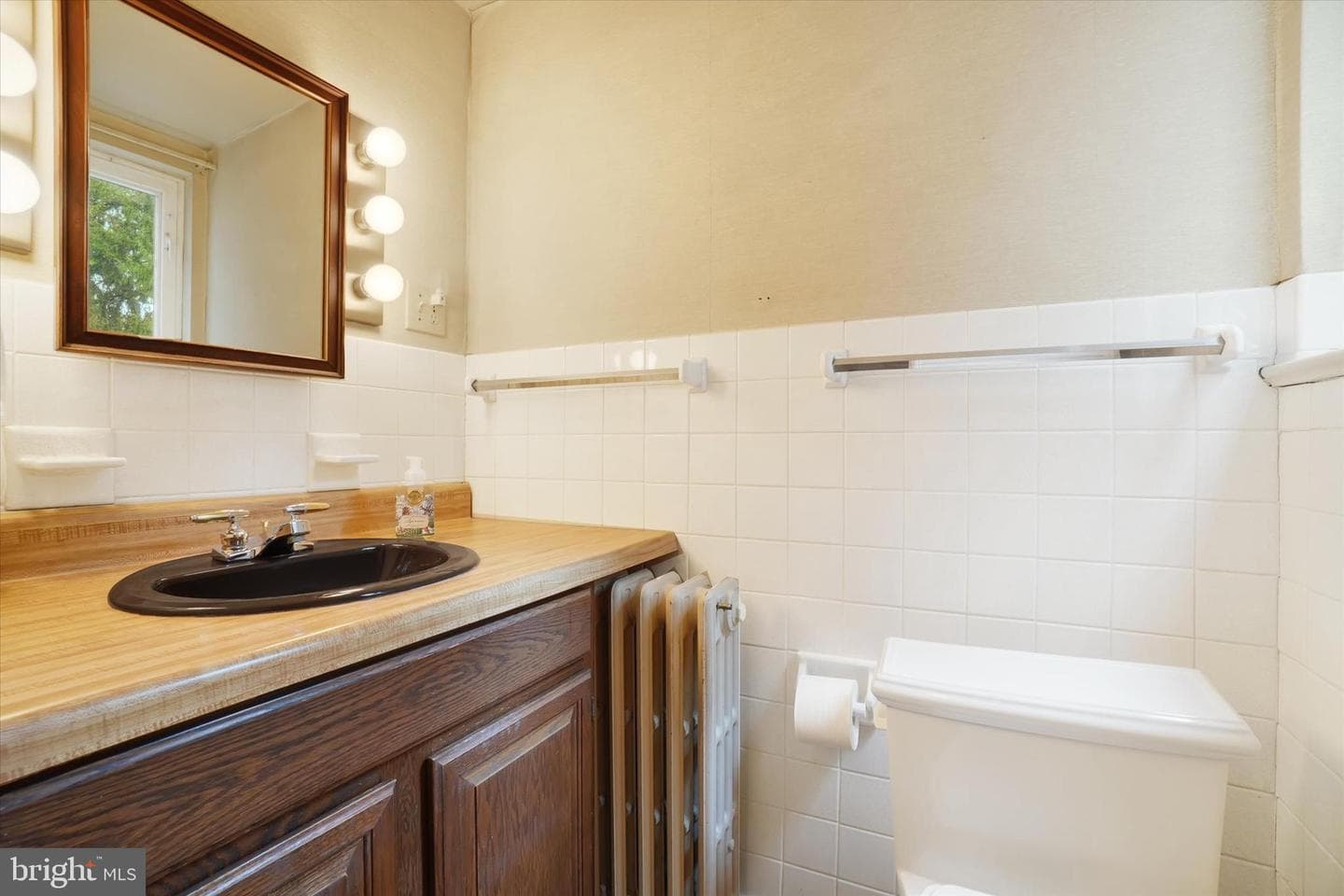 1351 Greenhill Road photo 21