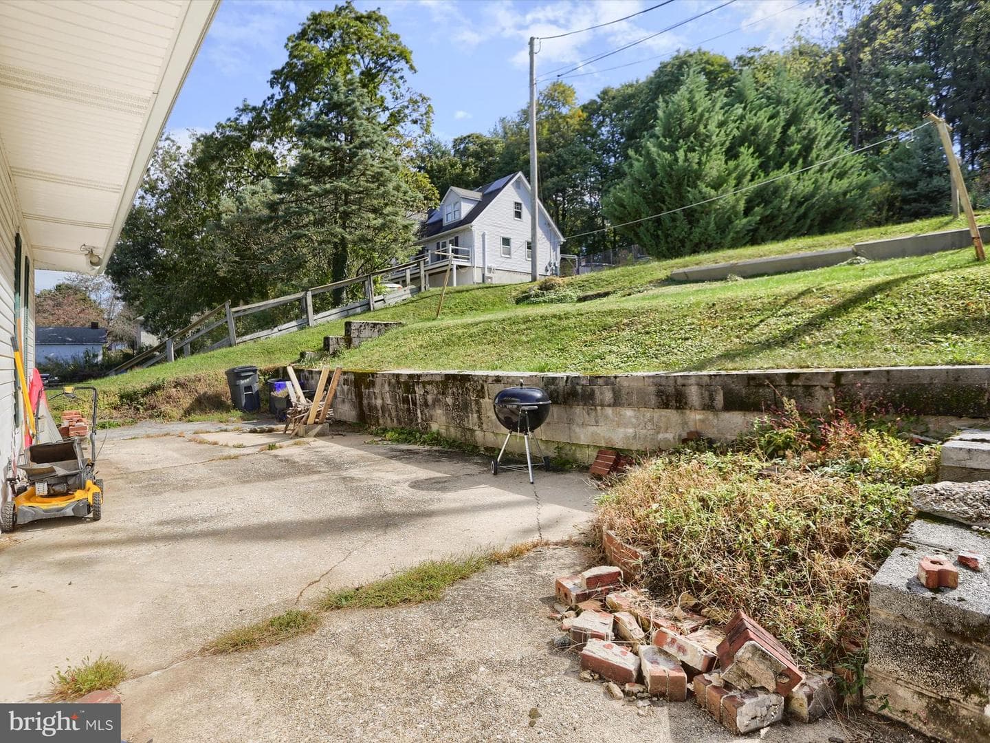 137 W Main Street photo 37