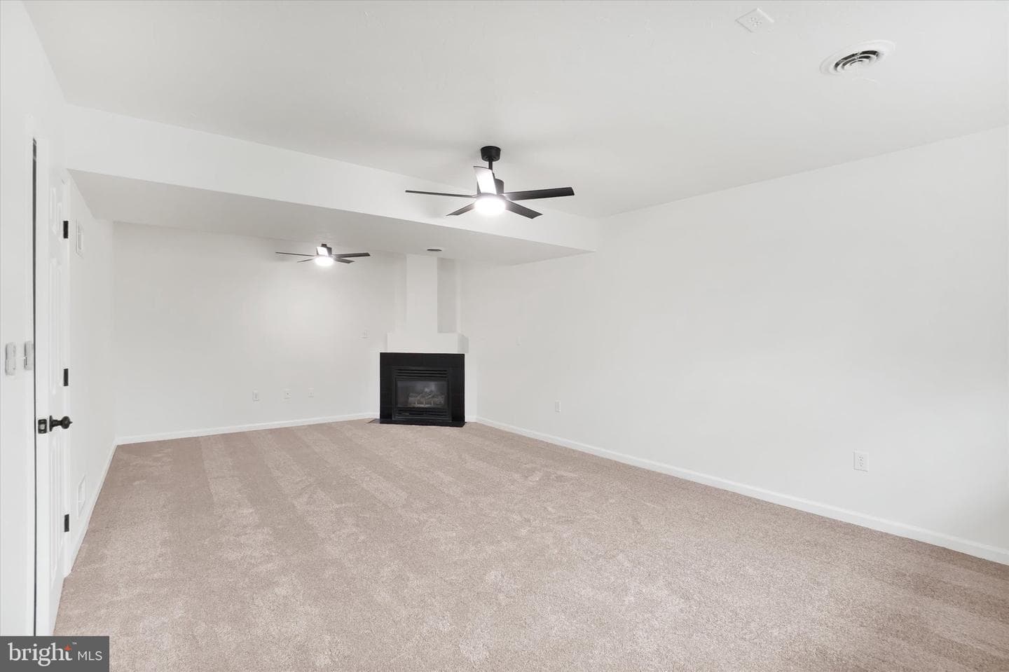 2954 Village Square Drive photo 15