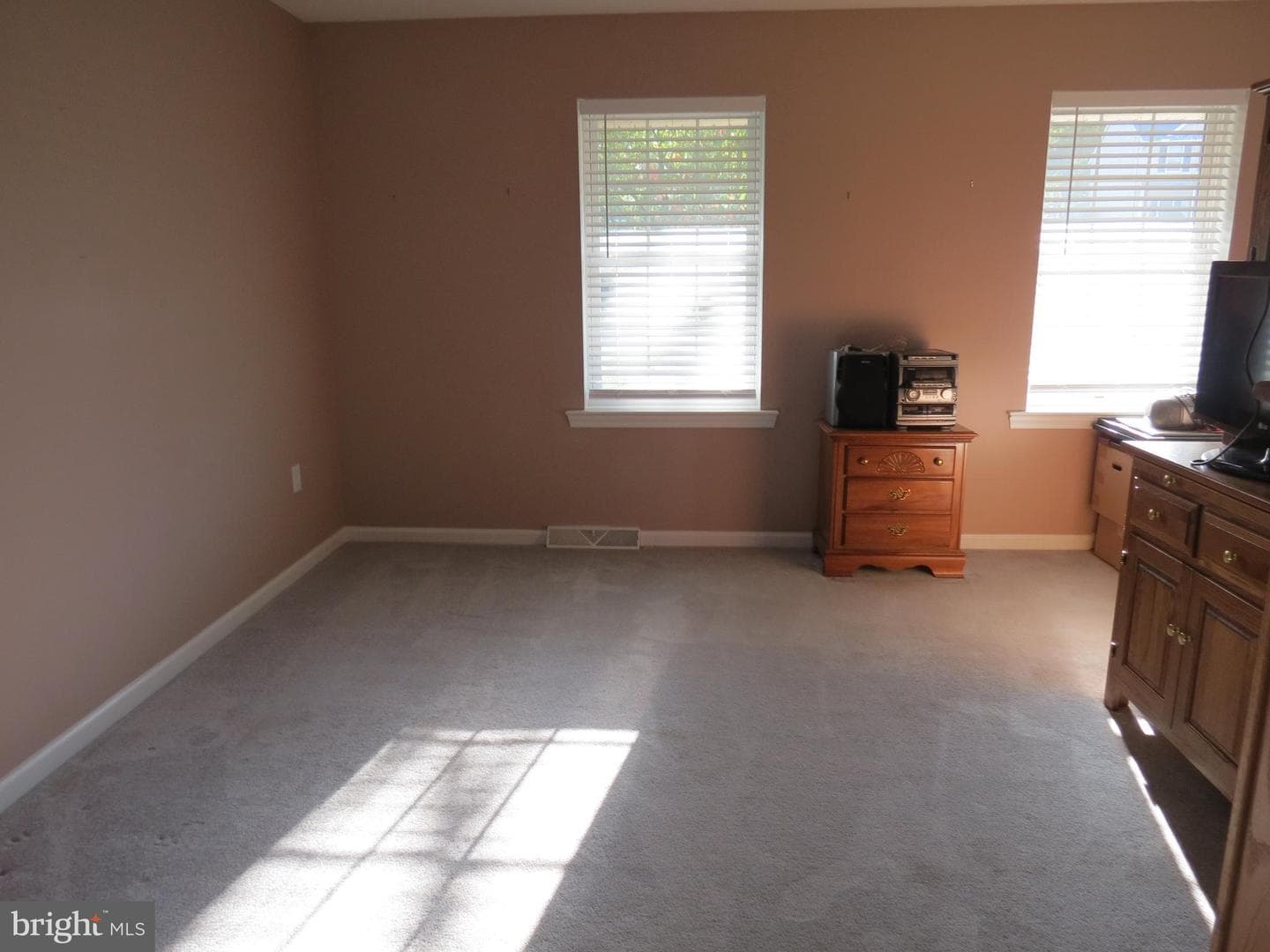 15 Crestview Court photo 23