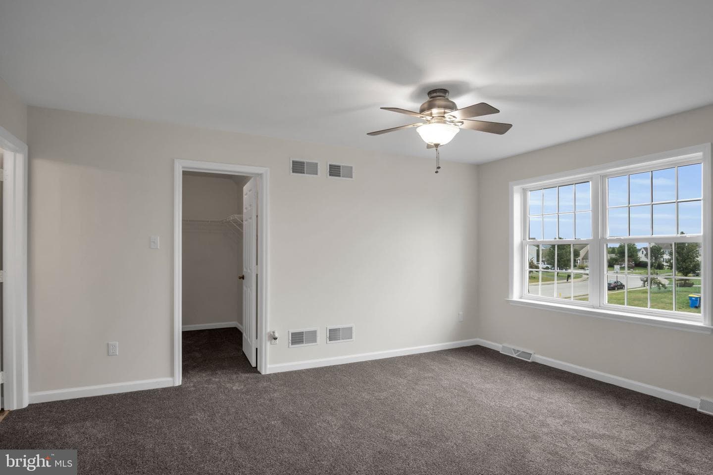 3960 Sheppard Drive photo 14