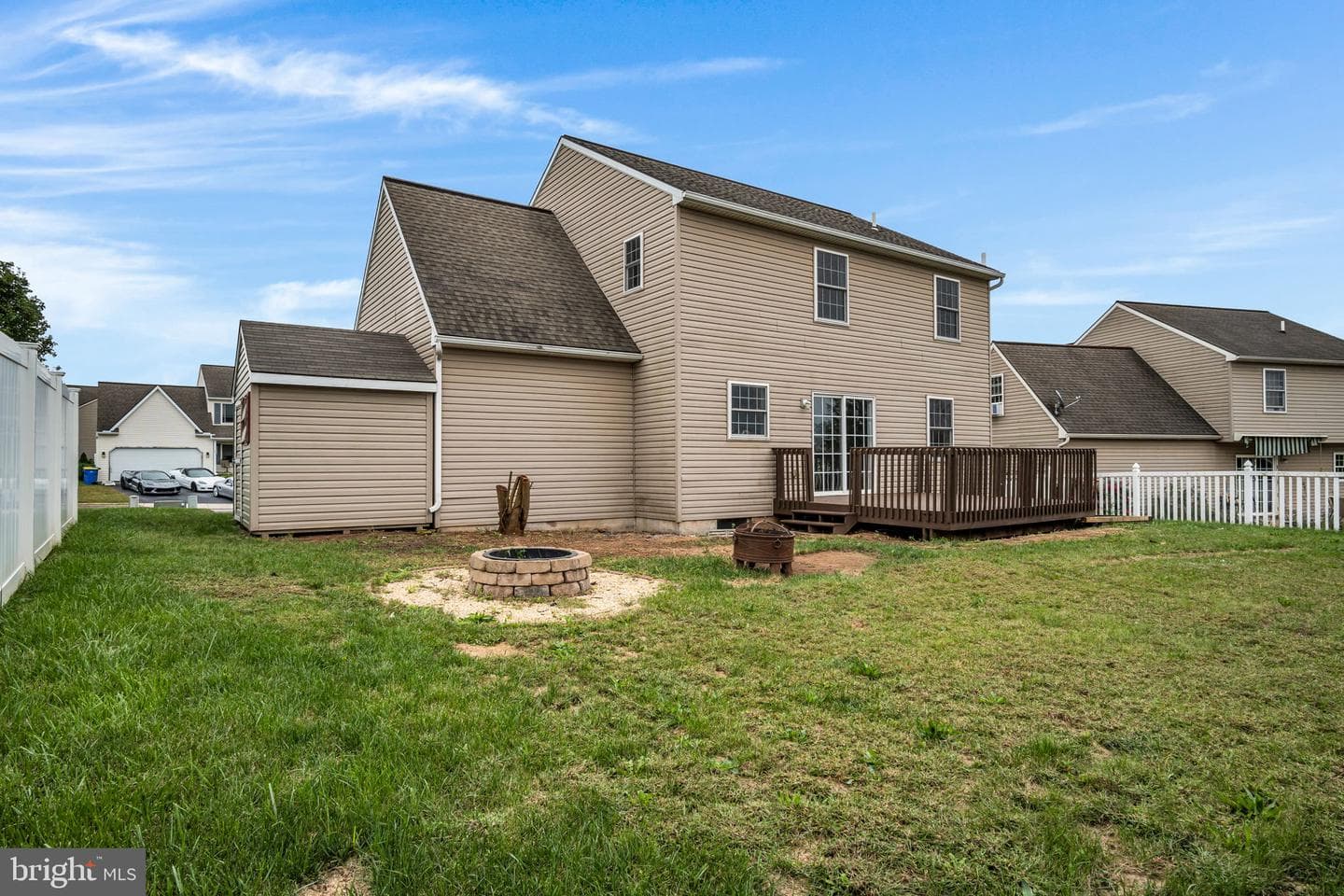 3960 Sheppard Drive photo 23