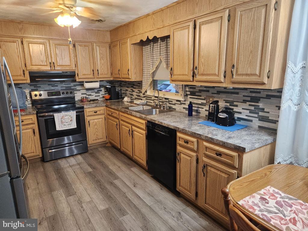 6 Lakeview Drive photo 6