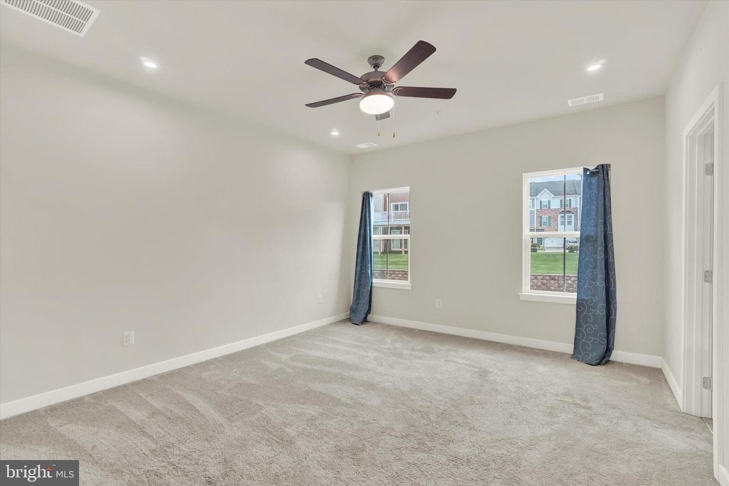 1028 Rosecroft Lane photo 18
