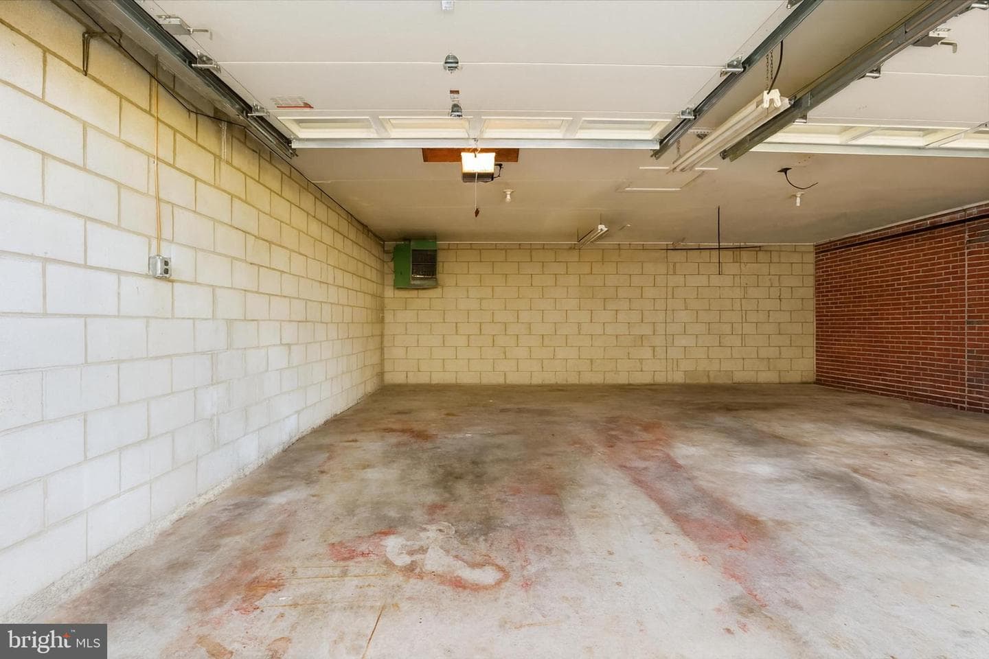 55 Belmar Drive photo 42
