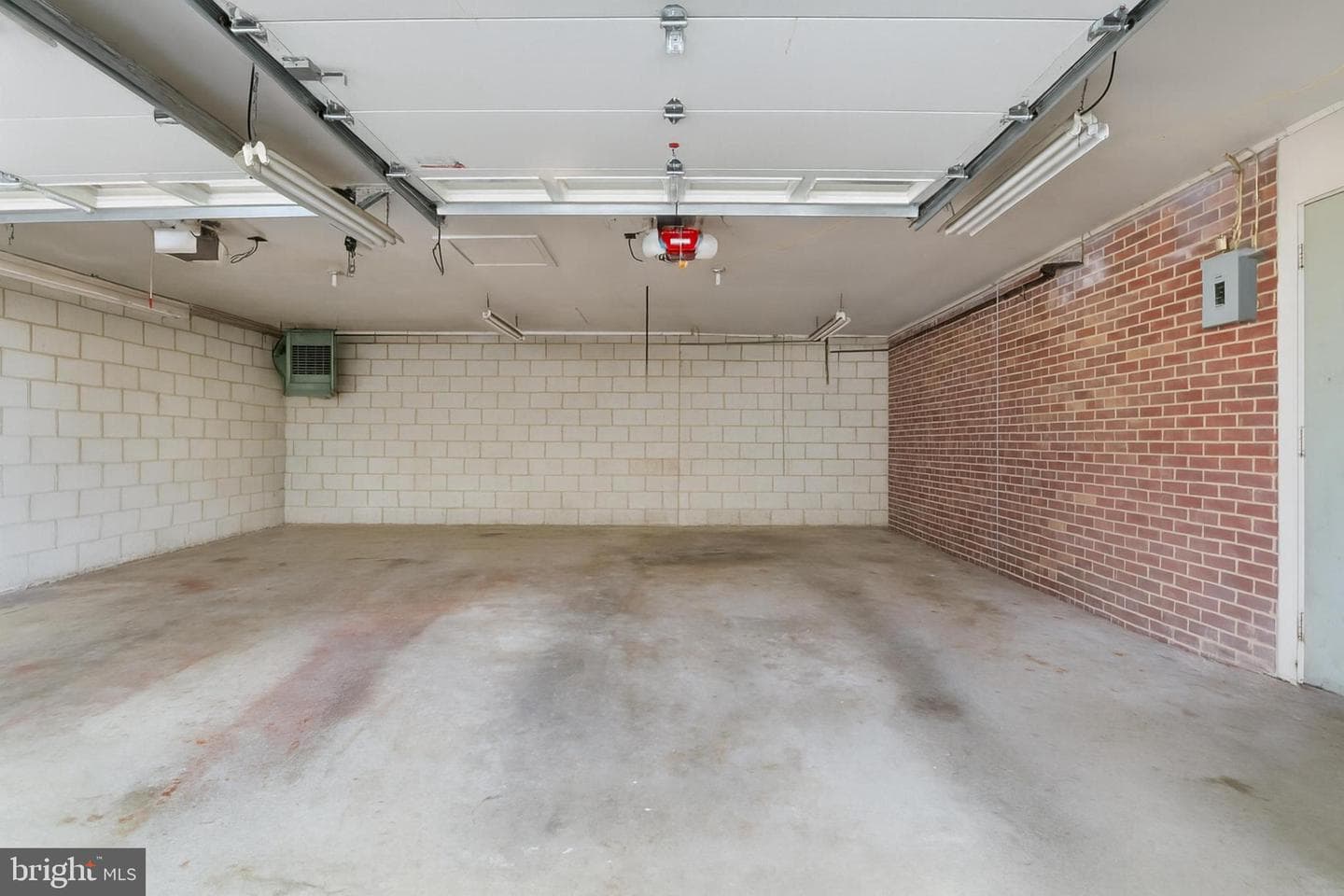 55 Belmar Drive photo 43