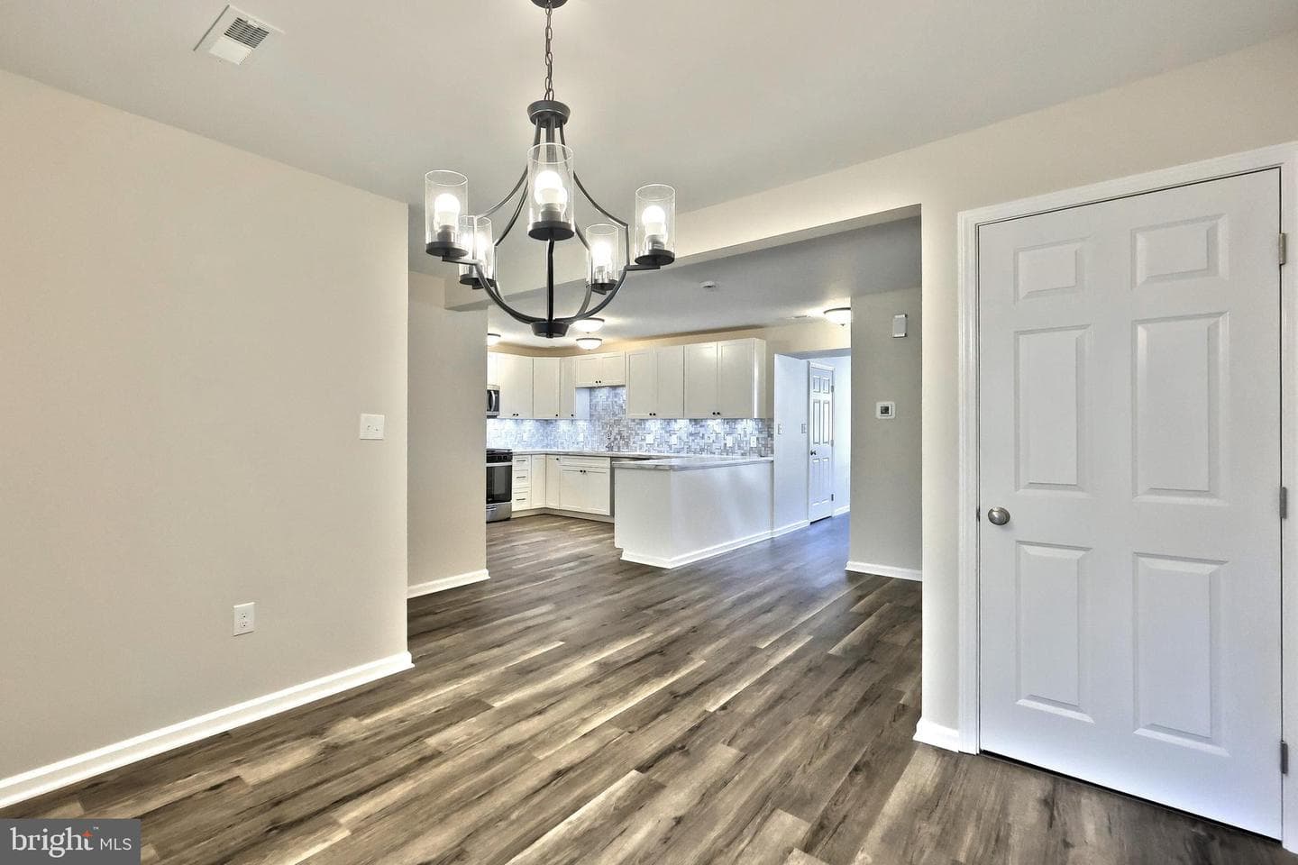 418 Springbrook Court photo 15