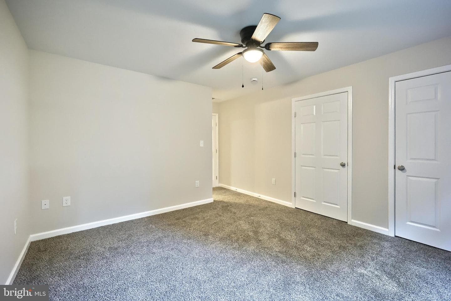 418 Springbrook Court photo 18