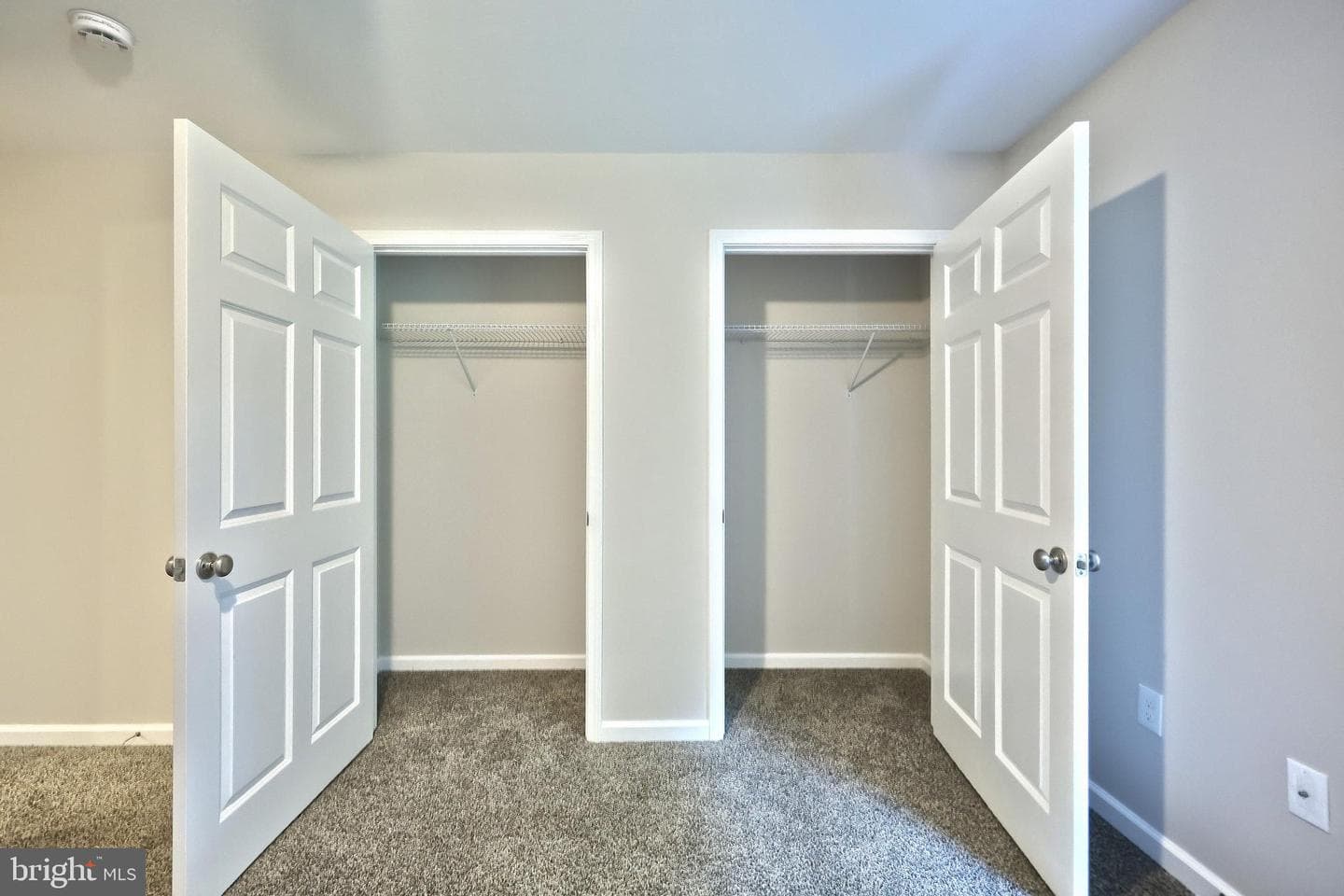 418 Springbrook Court photo 19