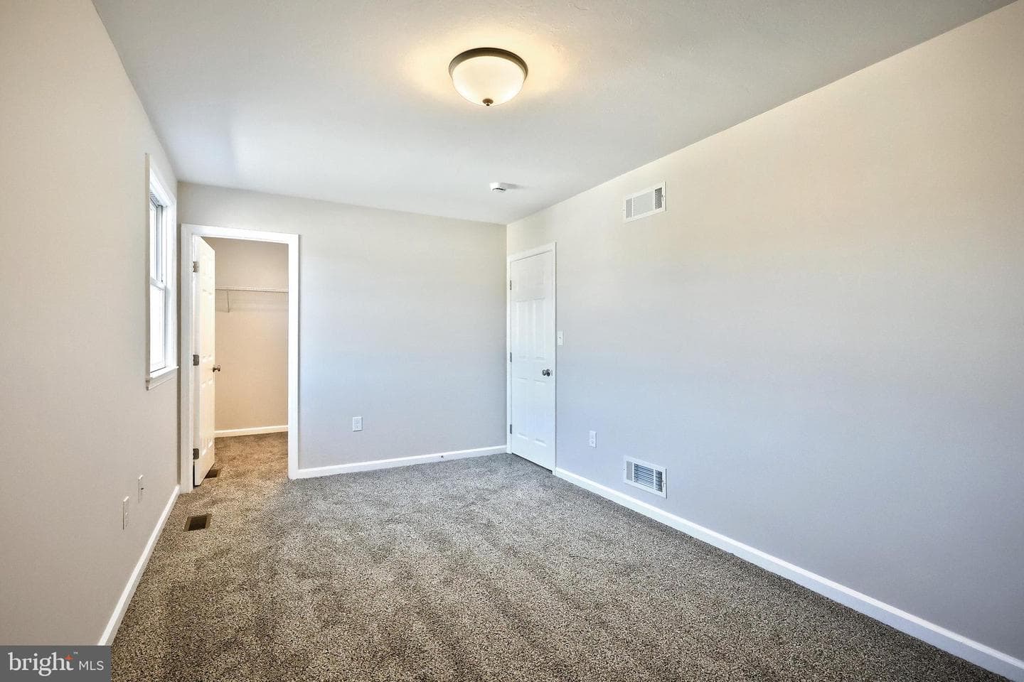 418 Springbrook Court photo 29