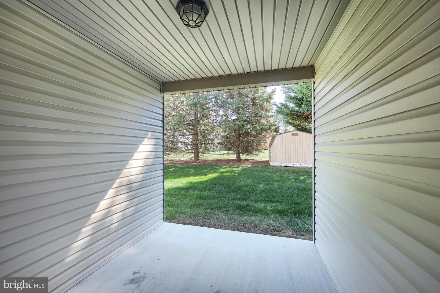 418 Springbrook Court photo 31