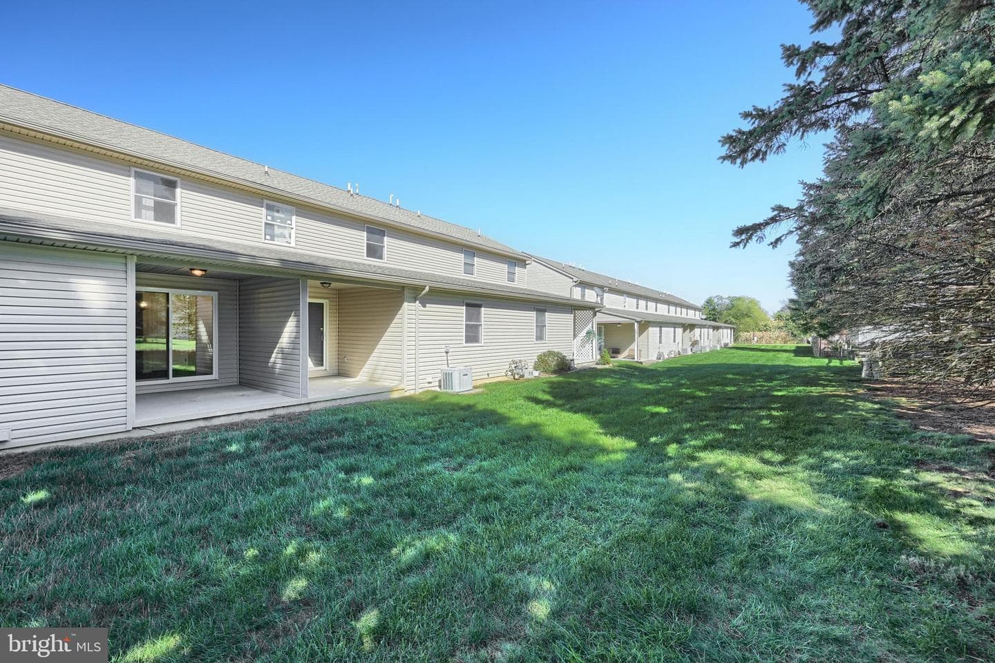 418 Springbrook Court photo 34
