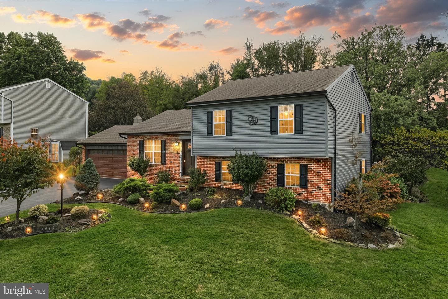 2816 Glen Hollow Drive