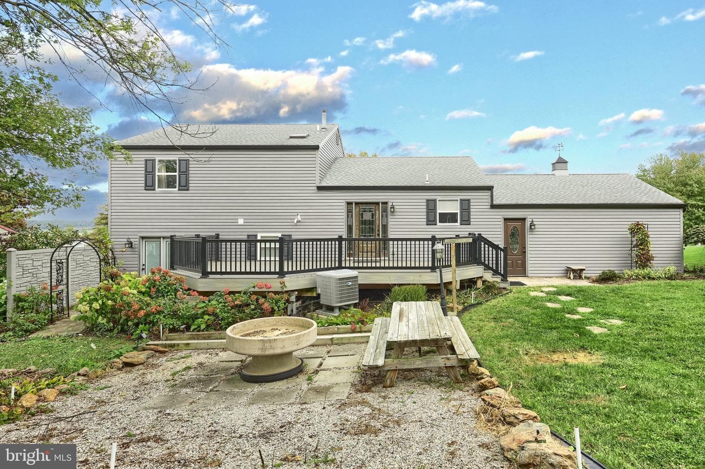 2816 Glen Hollow Drive photo 16