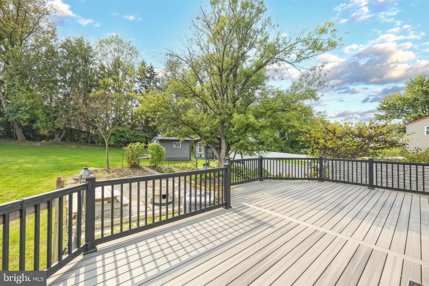 2816 Glen Hollow Drive photo 19
