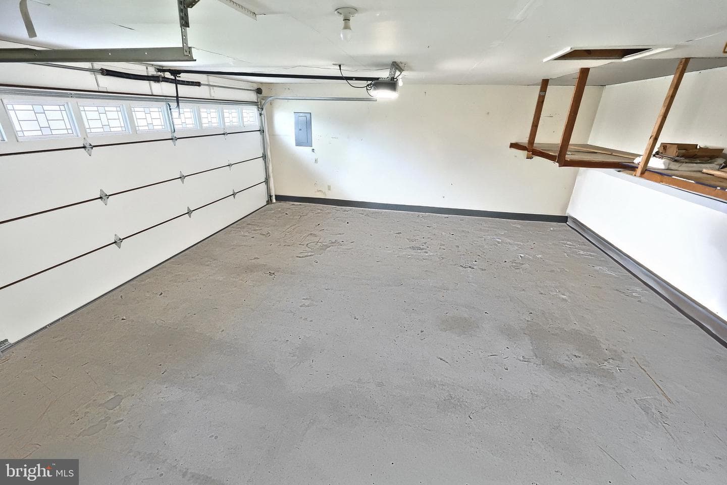 2816 Glen Hollow Drive photo 32