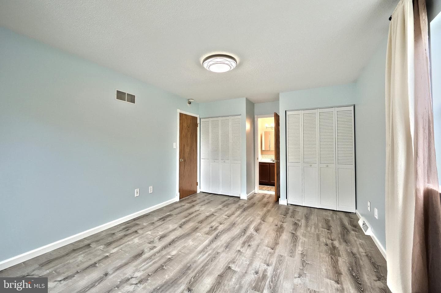 2816 Glen Hollow Drive photo 35